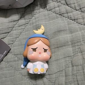 Blue and White Moon Catcher Mini Figure